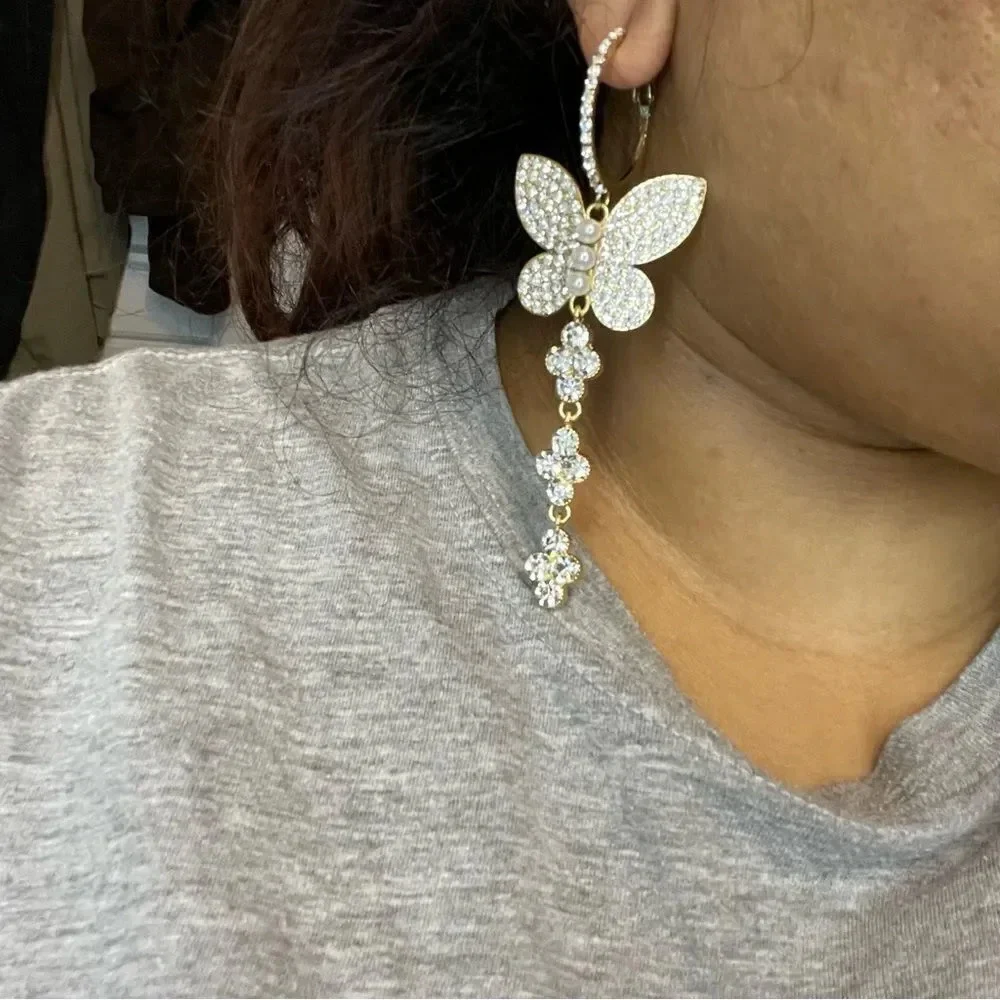 New! Exquisite Butterfly Earrings With Full Shiny Rhinestone Faux Pearl Decor